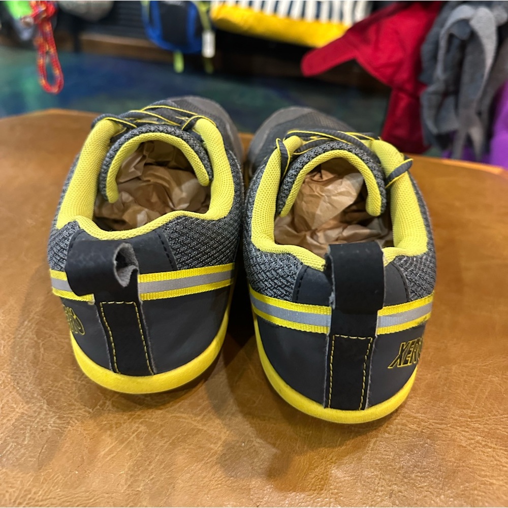 Xzero Shoes - Picture 2 of 4
